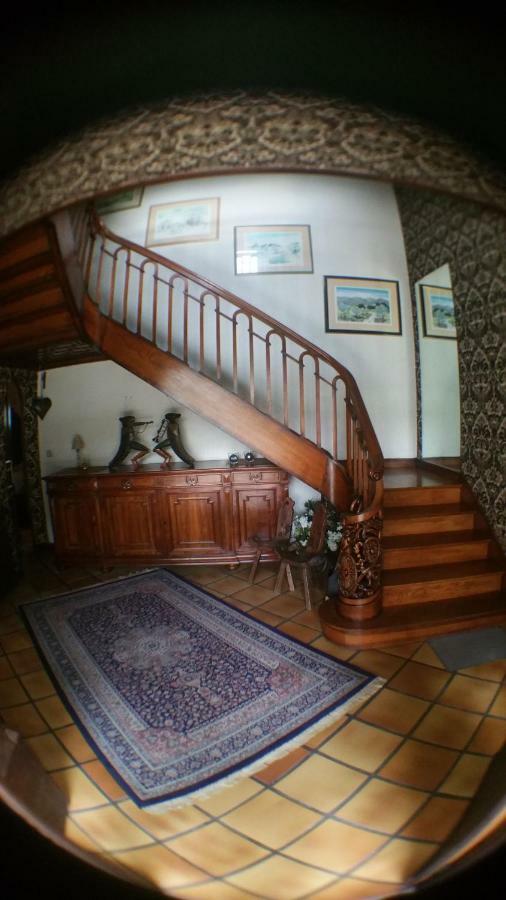 La Demeure Aux Pins Bed and breakfast