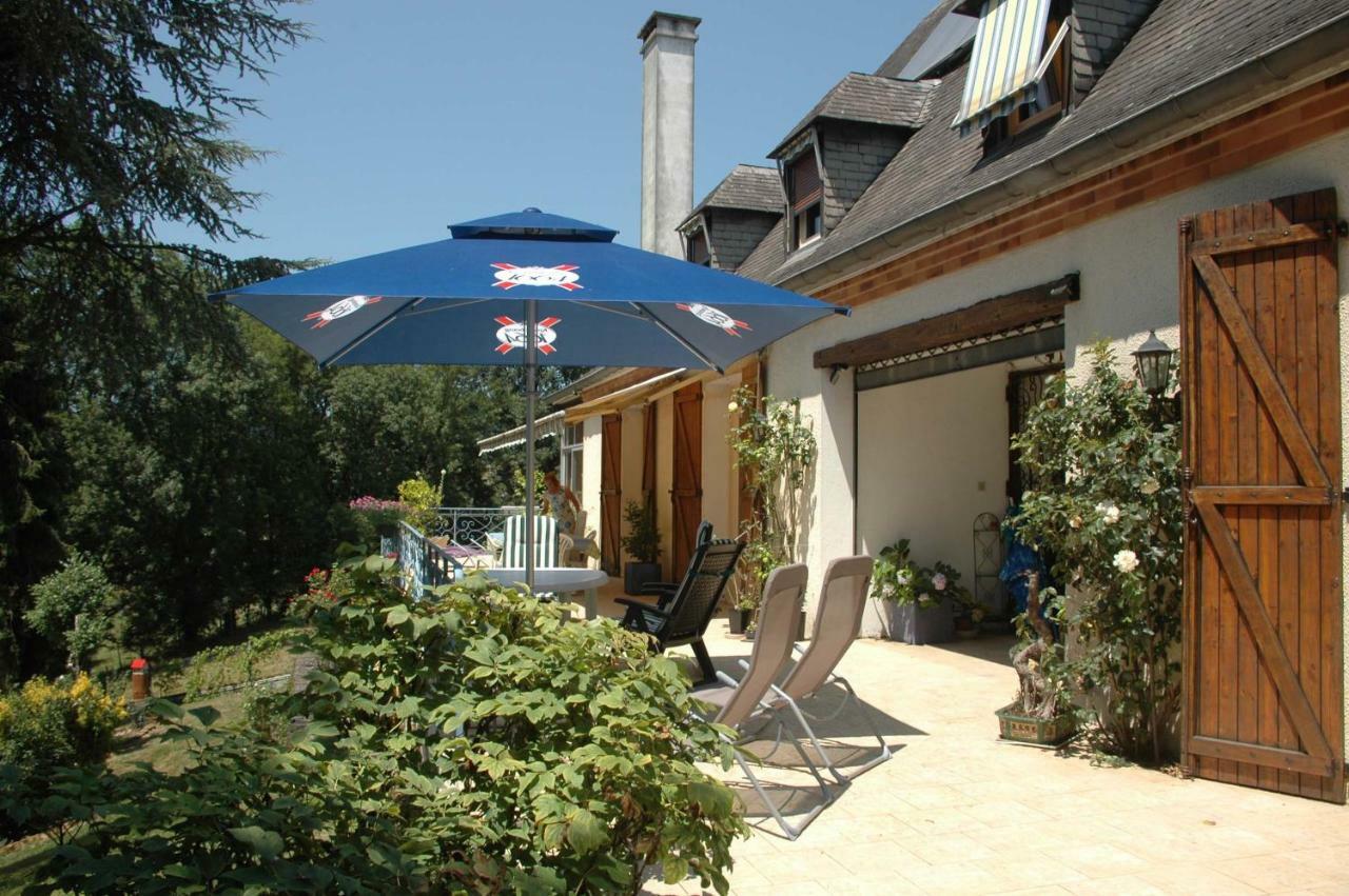 La Demeure Aux Pins 2* Lourdes