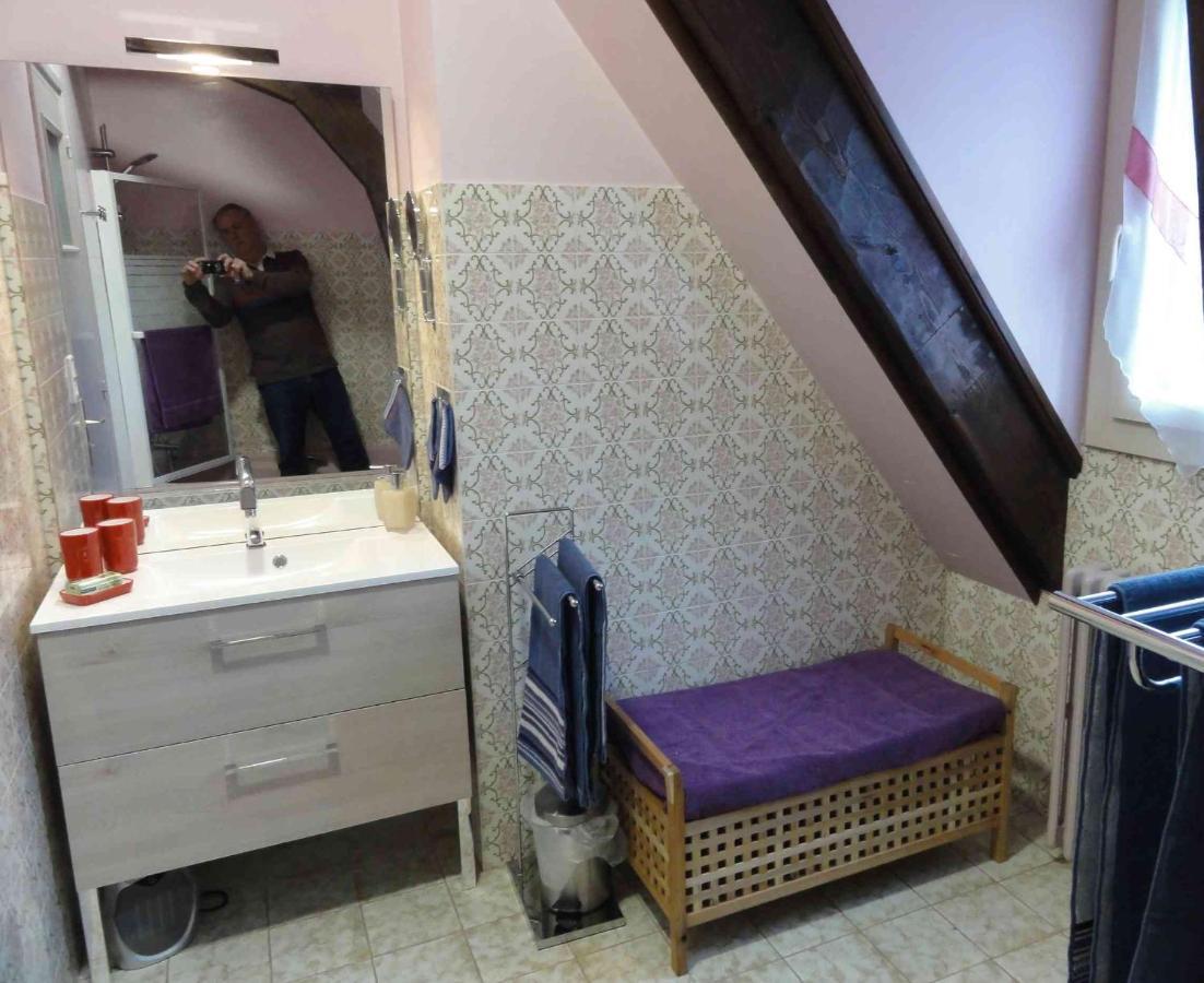 La Demeure Aux Pins 2*