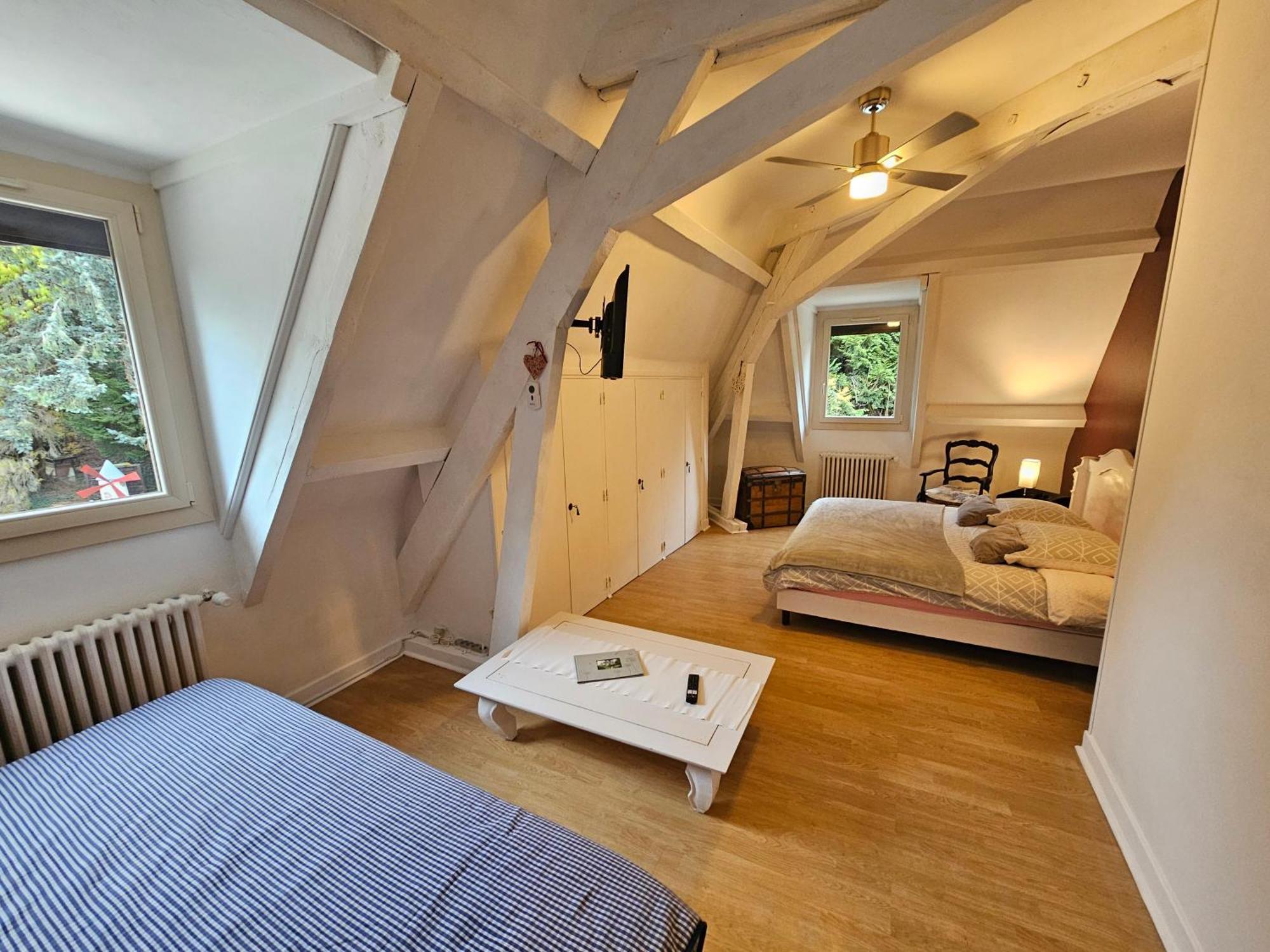 La Demeure Aux Pins 2*